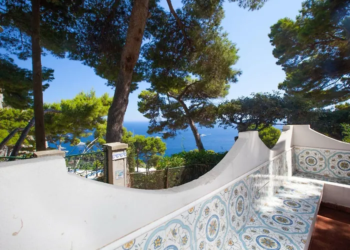 Casa Schiattarella * Κάπρι