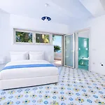 Casa Schiattarella 3* カプリ